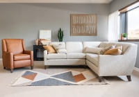 Smith Brothers 248 Sectional 